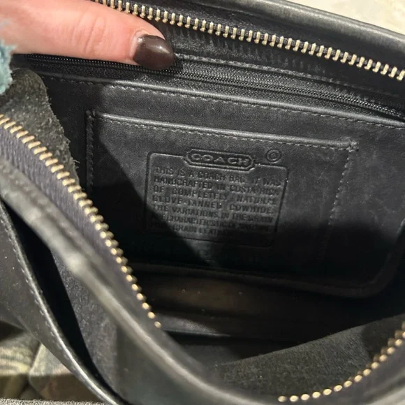 Vintage Coach Black Leather Crossbody Purse - Picture 2 of 3